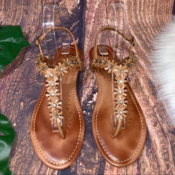 Jessica Simpson Shoes - JESSICA SIMPSON - Brown Flower Sandals